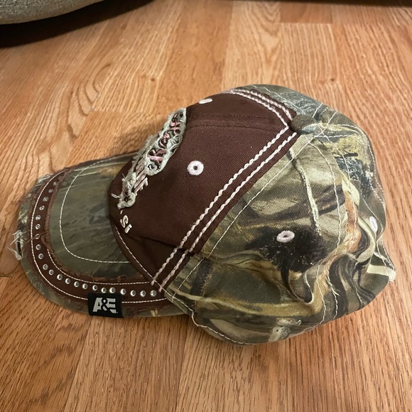 Duck Commander girls camouflage “Hey look here Jack “ SI Paramount Outdoors Hat - Picture 2 of 7